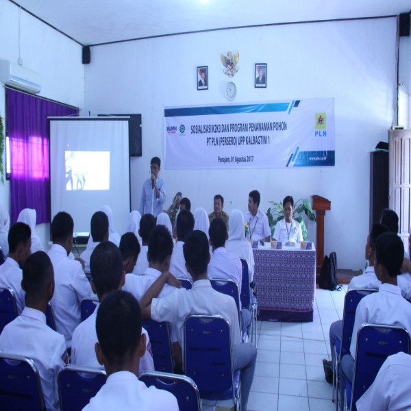 SOSIALISASI K2K3 DAN PENANAMAN POHON PT.PLN (PERSERO) UPP KALBAGTIM 1