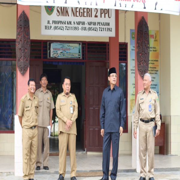 KUNJUNGAN WAKIL BUPATI PENAJAM PASER UTARA DI SMK NEGERI 2 PPU