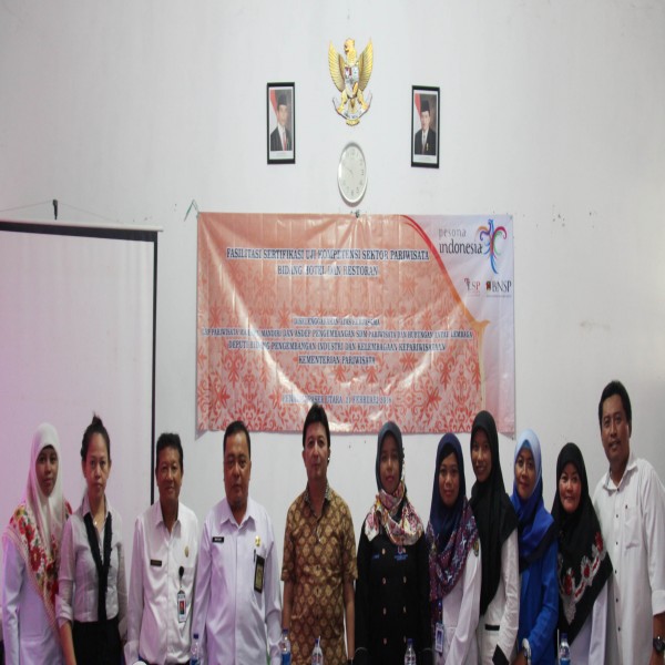 FASILITASI SERTIFIKASI UJI KOMPETENSI SEKTOR PARIWISATA BIDANG HOTEL DAN RESTORAN OLEH LSP MAHAMU MANDIRI
