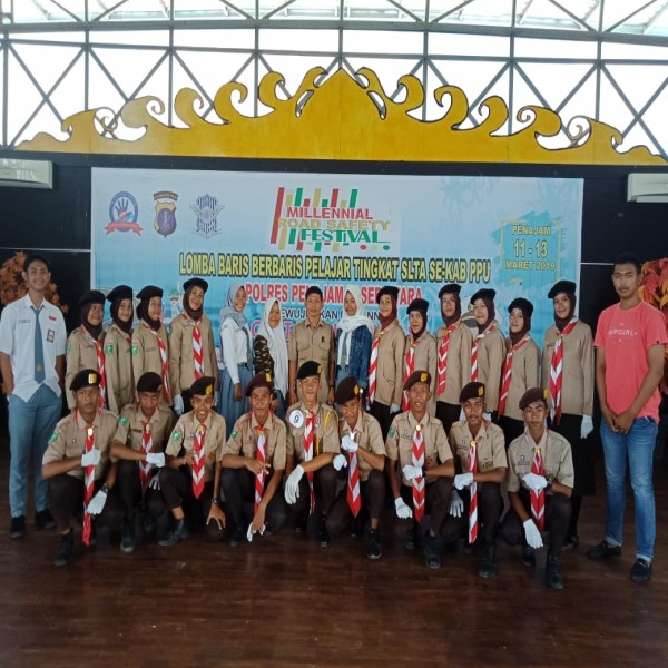 SMK NEGERI 2 PENAJAM PASER UTARA MEMPEROLEH JUARA 2 DALAM LOMBA BARIS BERBARIS PELAJAR TINGKAT SLTA SE- KAB. PENAJAM PASER UTARA.